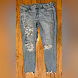 American Eagle Distressed Light Blue Women's Jeans size 12
